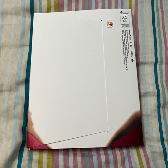 🧡 LESSERAFIM - 1ST album “Unforgiven” / “Dewy Sage” version - Picture 2 of 4